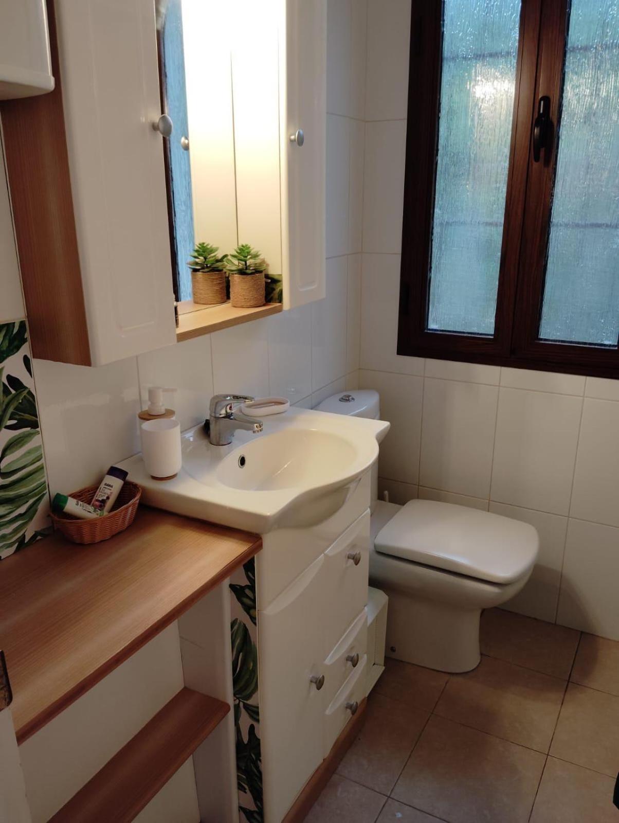 Villa La Caleta - Maison 4 Personnes - A 5 Mns De L'arenal